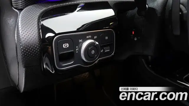 Mercedes-Benz A-Class 2022 — ფოტო 18/20