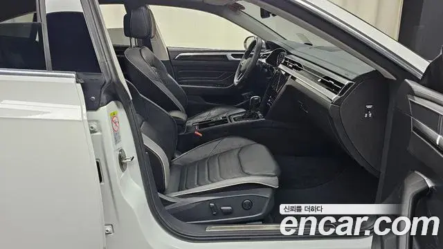 Volkswagen Arteon 2022 — Photo 7/20