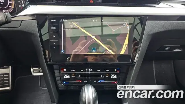 Volkswagen Arteon 2022 — Photo 17/20