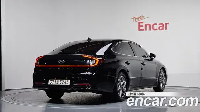 Hyundai Sonata Hybrid 2021 — Şəkil 2/20