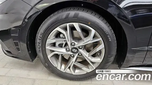 Hyundai Sonata Hybrid 2021 — Şəkil 9/20