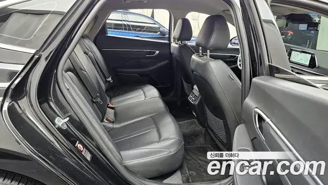 Hyundai Sonata Hybrid 2021 — Şəkil 14/20