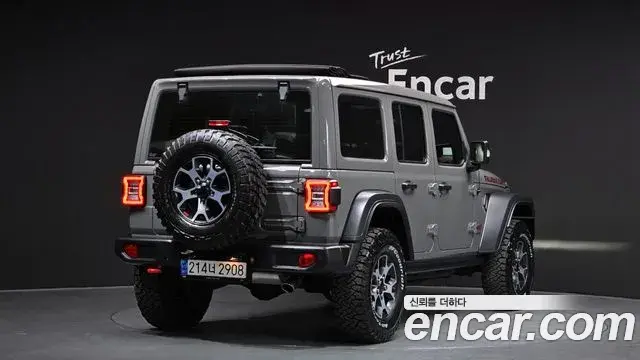 Jeep Wrangler 2022 — Фото 2/20