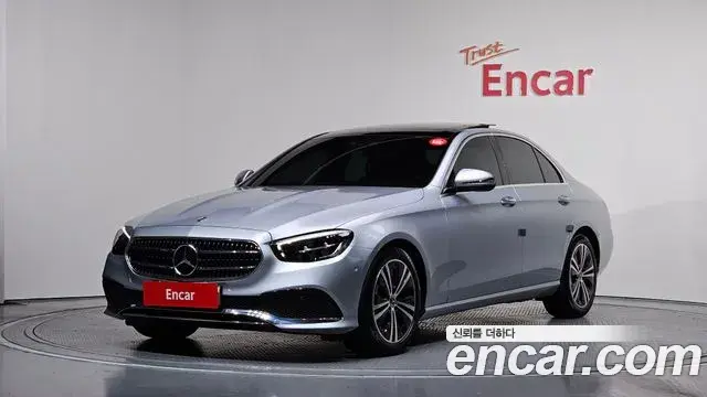 Mercedes-Benz E-Class 2020 — ფოტო 7/20