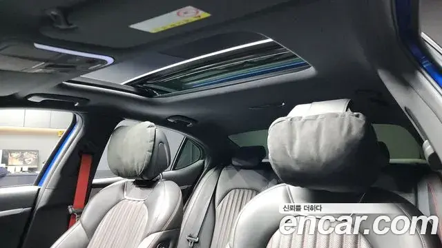 Genesis G70 2018 — Şəkil 20/20