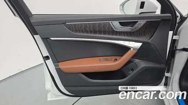 Audi A6 2021 — Şəkil 17/20