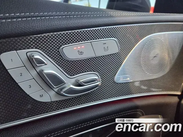 Mercedes-Benz CLS-Class 2020 — Photo 9/20