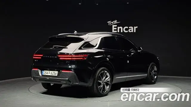 Genesis GV70 2021 — Şəkil 18/20