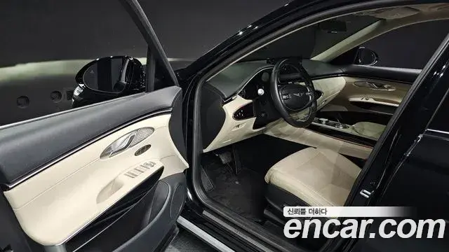 Genesis GV70 2021 — Şəkil 17/20