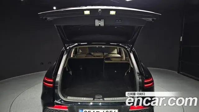 Genesis GV70 2021 — Şəkil 13/20
