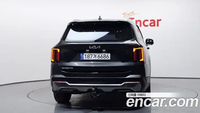 Kia Sorento 2024 — Фото 4/20