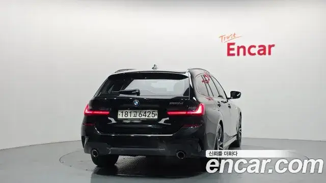 BMW 3 Series 2021 — Photo 14/20