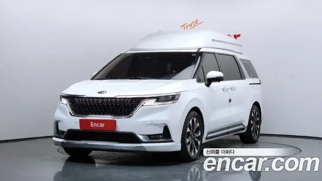 Kia Carnival 2021 — Photo 1/20