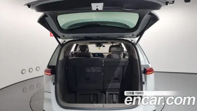 Kia Carnival 2021 — Photo 20/20