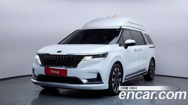 Kia Carnival 2021 — Photo 1/20