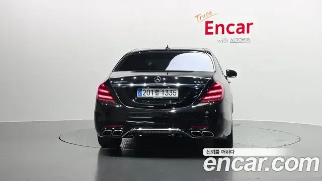 Mercedes-Benz S-Class 2020 — ფოტო 19/20