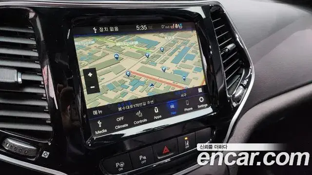 Jeep Cherokee 2021 — Фото 14/20