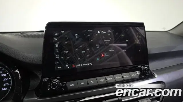 Kia Seltos 2021 — Şəkil 17/20
