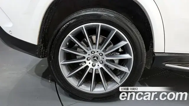 Mercedes-Benz GLE-Class 2023 — Şəkil 1/20