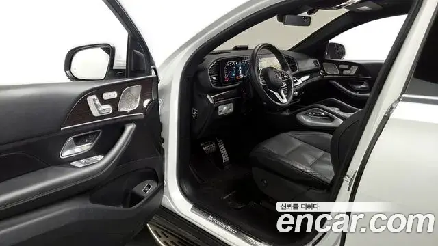 Mercedes-Benz GLE-Class 2023 — Şəkil 16/20