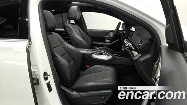 Mercedes-Benz GLE-Class 2023 — Şəkil 19/20