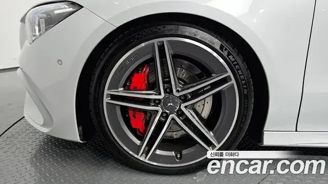 Mercedes-Benz CLA-Class 2021 — Photo 8/20