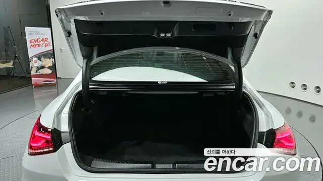 Mercedes-Benz CLA-Class 2021 — Photo 14/20