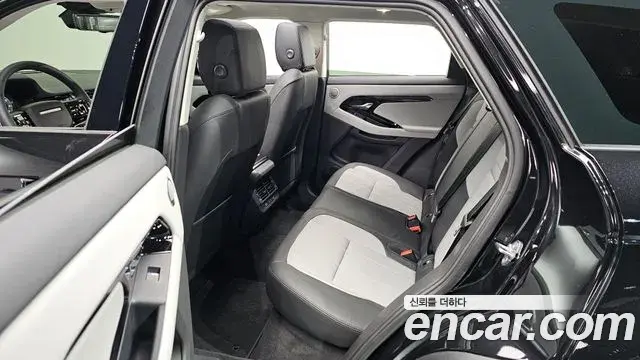 Land Rover Range Rover Evoque 2025 — Photo 14/20