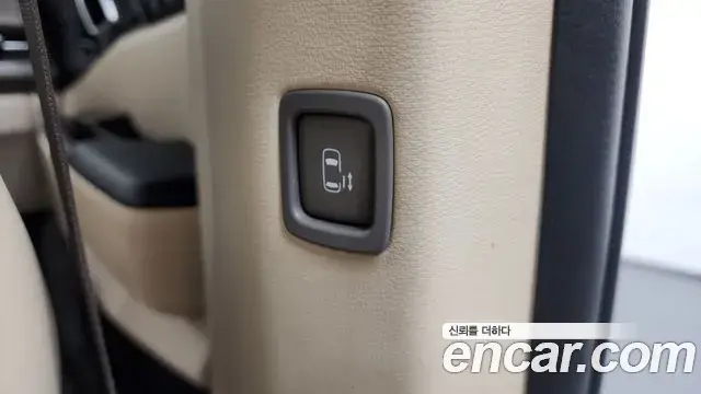 Kia Carnival 2020 — Фото 17/20