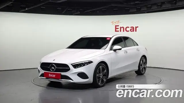 Mercedes-Benz A-Class 2024 — Photo 16/20