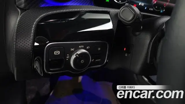 Mercedes-Benz A-Class 2024 — Photo 10/20