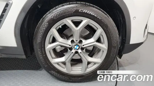 BMW X4 2022 — Photo 7/20