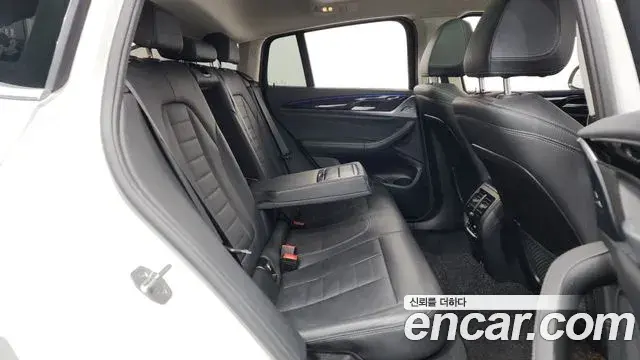 BMW X4 2022 — Photo 11/20