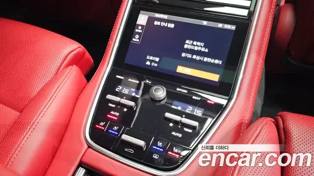 Porsche Panamera 2023 — Şəkil 6/20