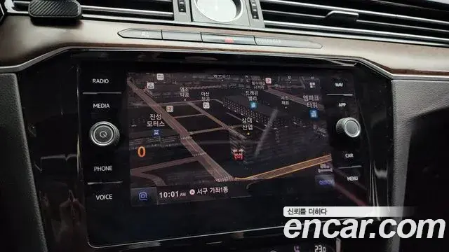 Volkswagen Passat GT 2018 — Şəkil 6/20