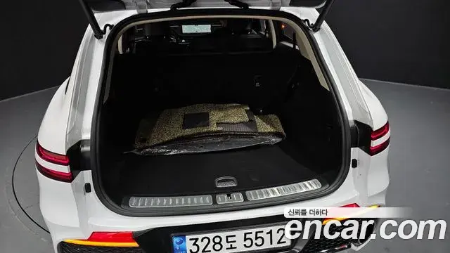 Genesis GV70 2022 — Photo 17/20