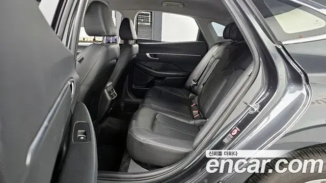 Hyundai Sonata 2020 — Фото 12/20