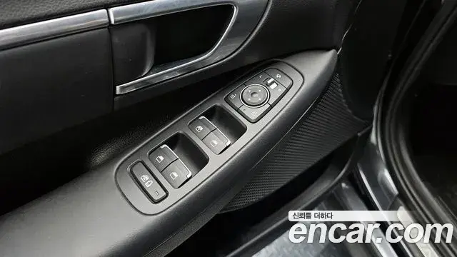 Hyundai Sonata 2020 — Фото 17/20