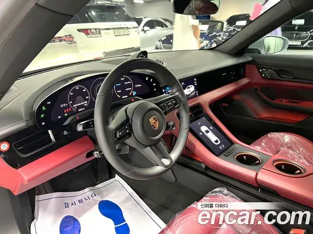 Porsche Taycan 2023 — Şəkil 15/17