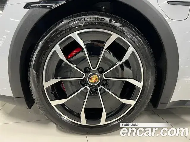 Porsche Taycan 2023 — Şəkil 1/17
