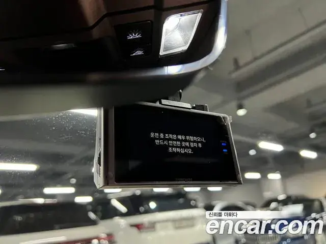Porsche Taycan 2023 — Şəkil 2/17