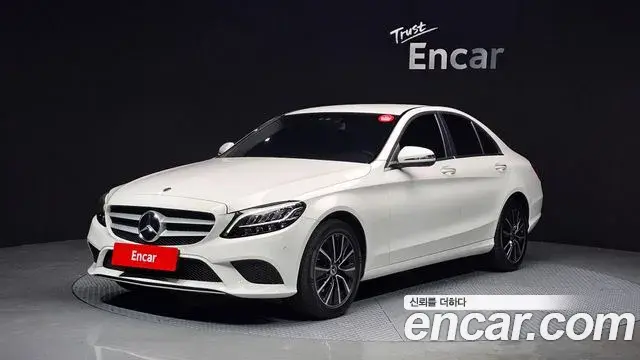 Mercedes-Benz C-Class 2019 — ფოტო 12/20