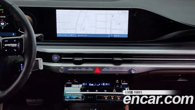 Hyundai Grandeur Hybrid 2022 — ფოტო 4/20
