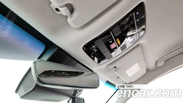 Hyundai Grandeur Hybrid 2022 — ფოტო 18/20