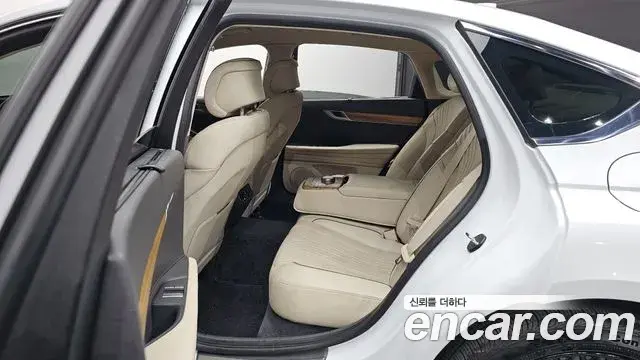 Genesis G80 2023 — ფოტო 2/20