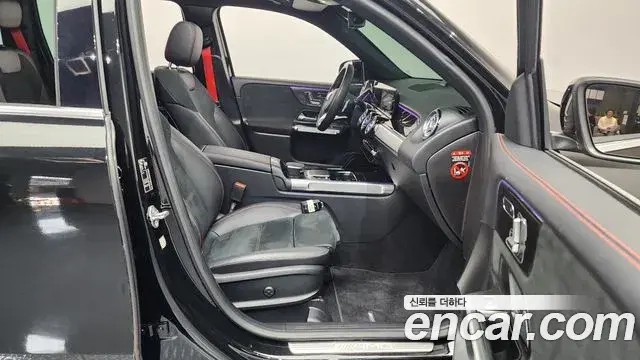 Mercedes-Benz GLB-Class 2021 — ფოტო 11/20