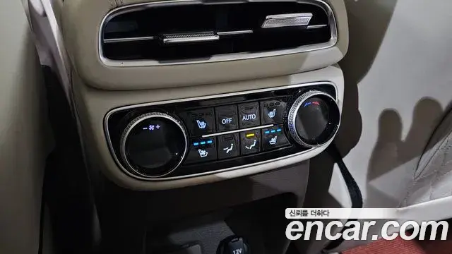 Genesis GV80 2023 — Photo 17/20