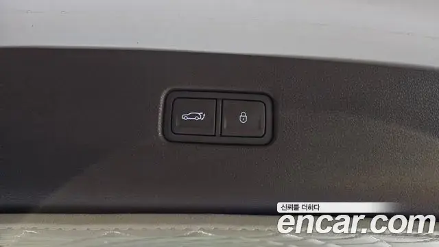 Genesis GV80 2023 — Photo 19/20