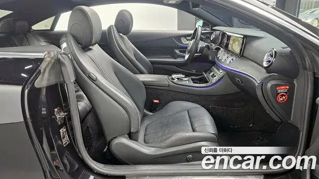 Mercedes-Benz E-Class 2019 — ფოტო 3/20