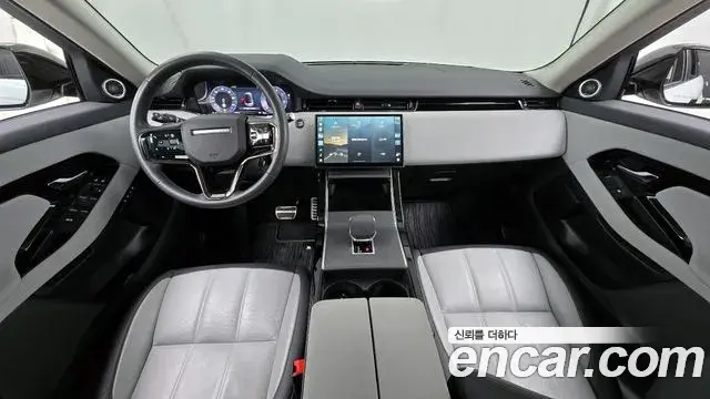 Land Rover Range Rover Evoque 2024 — Фото 7/20